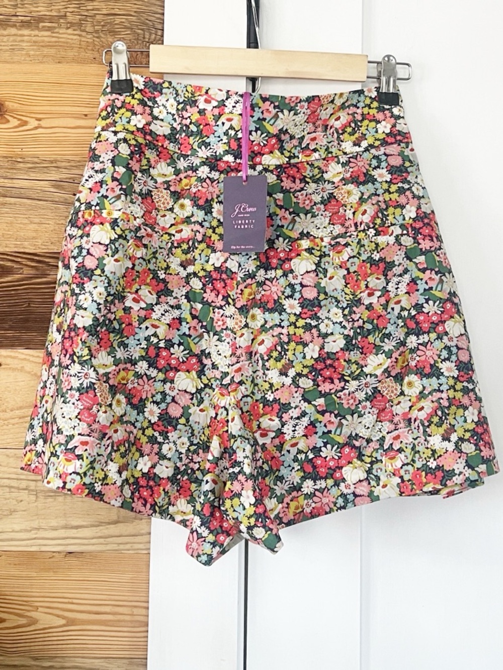 NWT J.Crew Liberty Fabrics Thorpe Floral High Rise Tie Waist Shorts Size 12 - Picture 5 of 6